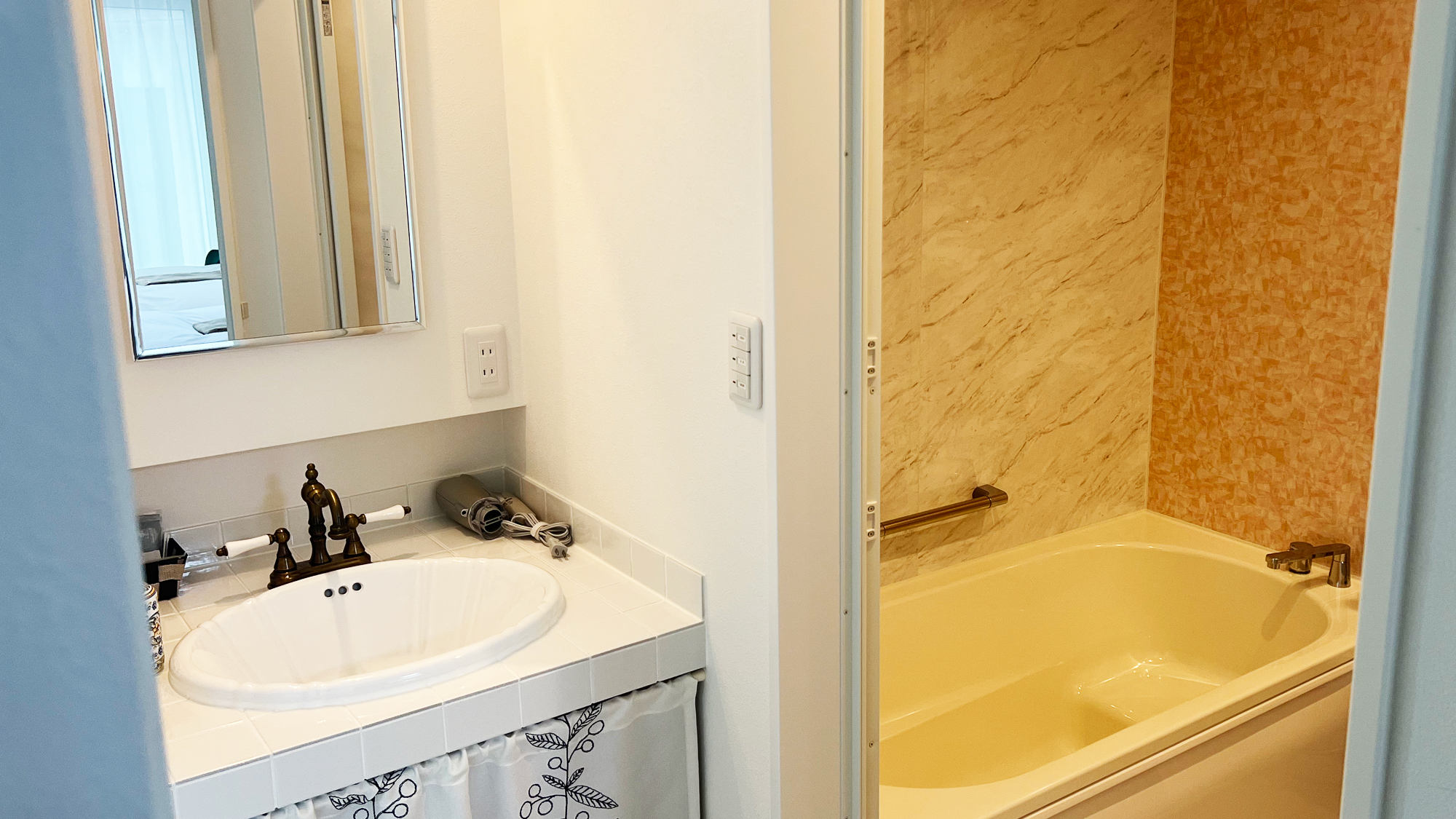 くすの木の部屋F